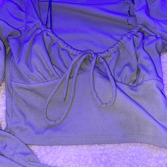 Low neck crop top - Picture 1 of 1